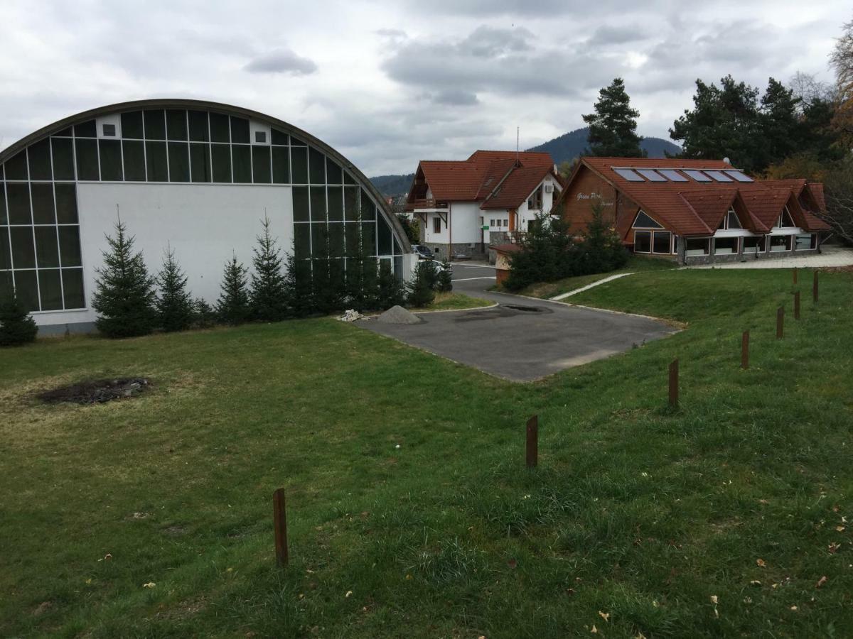 Parc de vacanță Park 3*